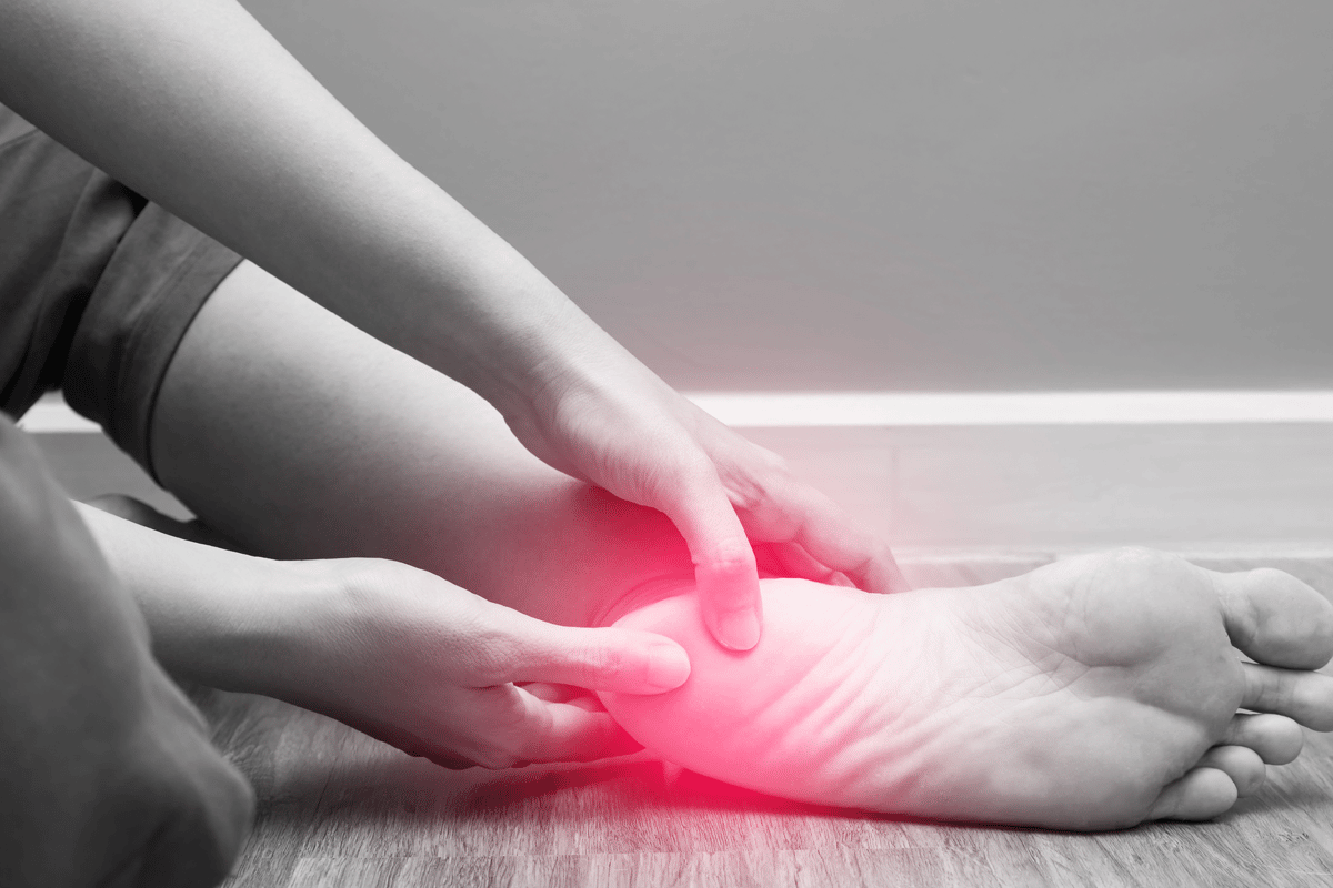 massaging foot pain