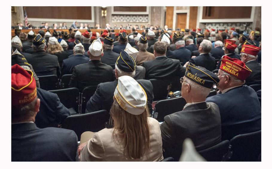 Veterans-attend-presentation-at-Capitol